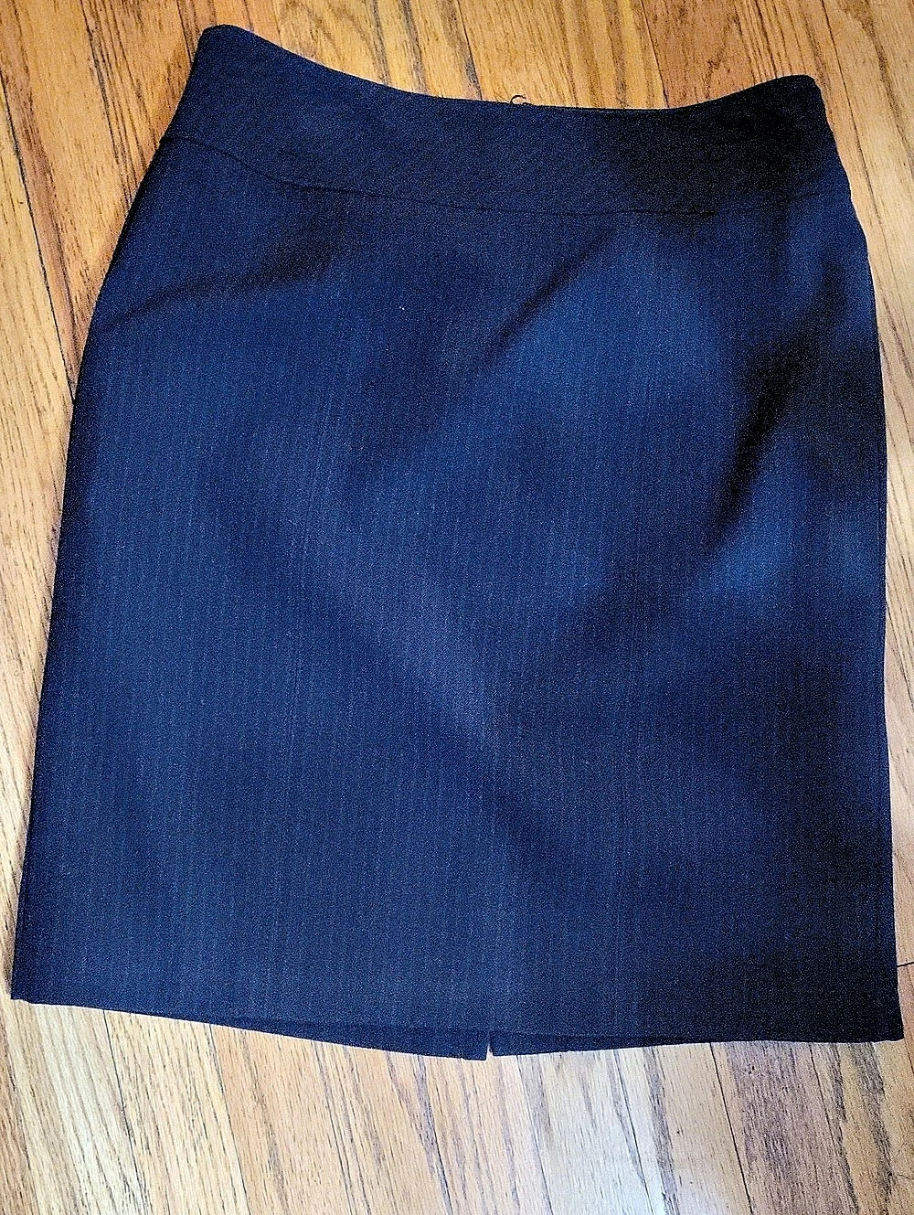 Skirt in Blue With Pinstripes Like New